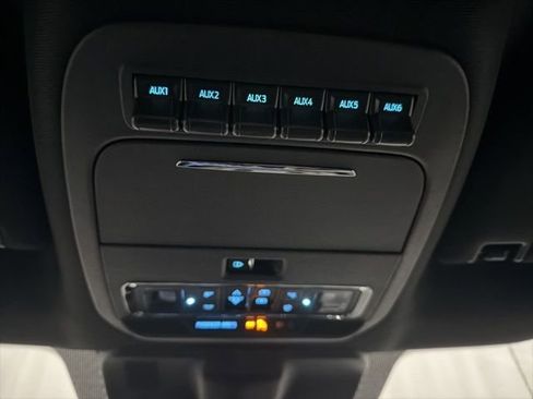 Used 2025 Ford F150 Raptor image 34