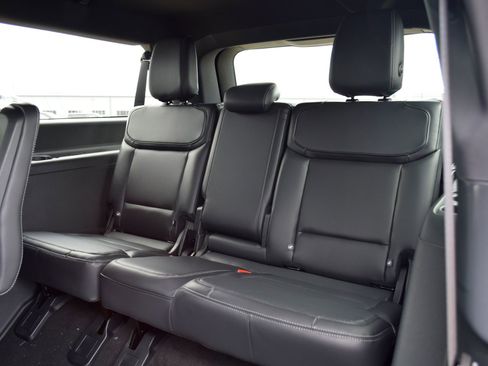 New 2026 Ford Expedition Max Platinum AWD/4WD image 21