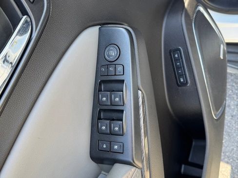 Used 2017 Chevrolet Tahoe LT image 10