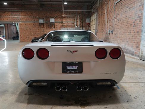 Used 2008 Chevrolet Corvette Coupe image 12