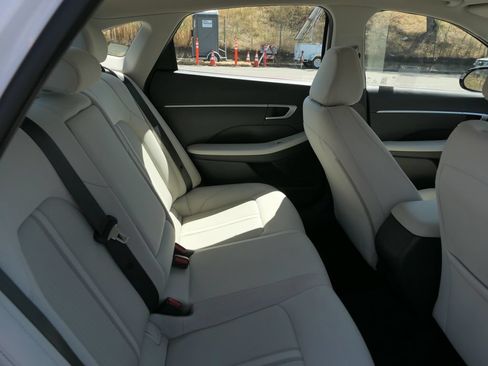 Certified 2025 Hyundai Sonata SEL FWD image 23