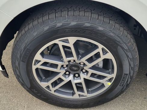 New 2025 Ford Expedition Active image 6