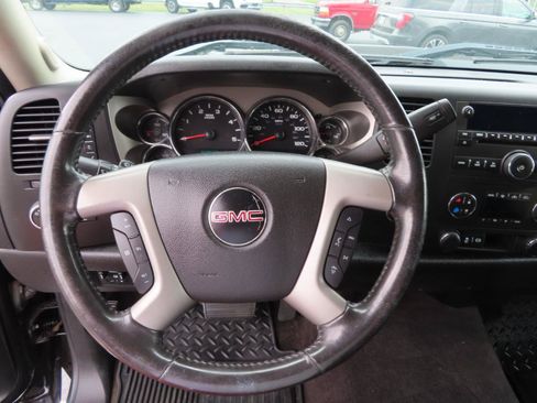 Used 2013 GMC Sierra 2500 SLE w/ SLE Preferred Package AWD/4WD image 34