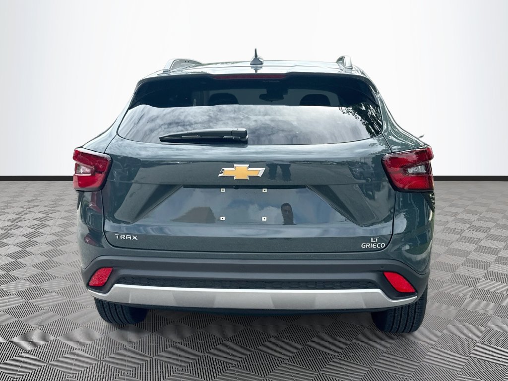 Used 2025 Chevrolet Trax LT w/ Driver Confidence Package FWD image 7