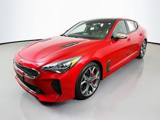 Used 2018 Kia Stinger GT1 video 3