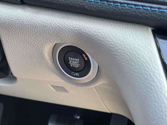 Certified 2021 Chrysler Pacifica Touring FWD image 31