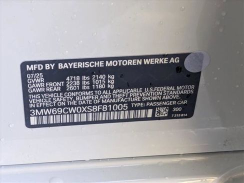 Used 2025 BMW 330i Sedan w/ M Sport Package image 19