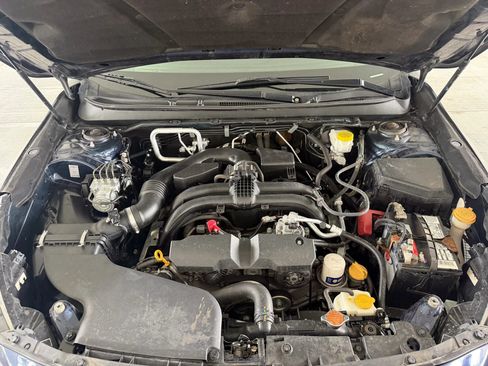 Used 2018 Subaru Outback 2.5i Limited AWD/4WD image 15