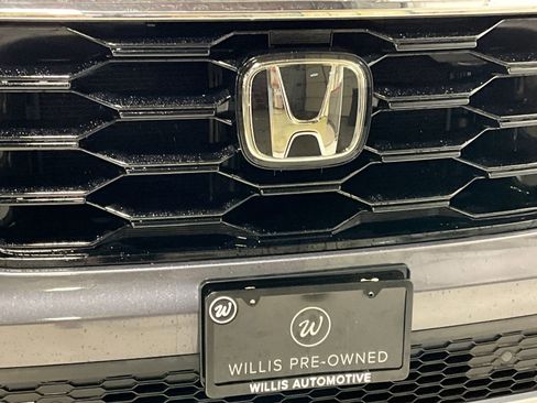 Used 2023 Honda Pilot Touring image 29