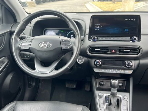 Used 2023 Hyundai Kona Limited AWD/4WD image 23