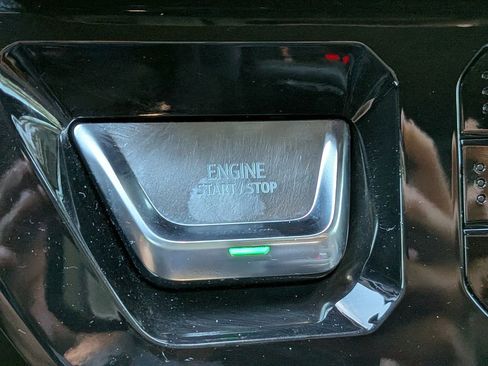 Used 2023 GMC Sierra 1500 AT4 w/ AT4 Premium Package image 29