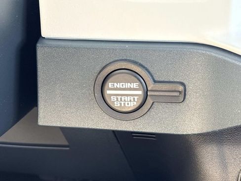 New 2026 Ford Bronco Heritage Edition AWD/4WD image 30