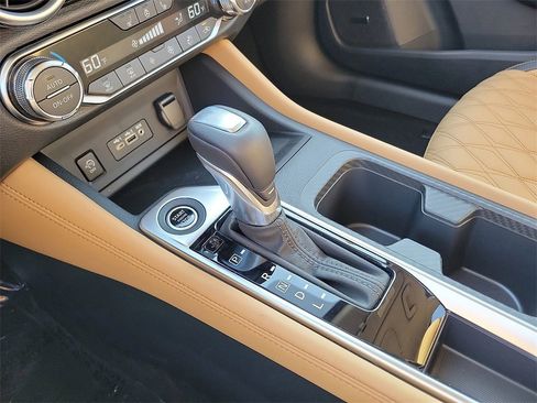 New 2025 Nissan Sentra SV w/ SV Premium Package image 11