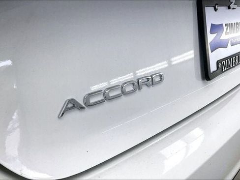 New 2026 Honda Accord SE image 18