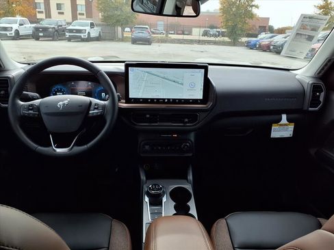 New 2025 Ford Bronco Sport Outer Banks w/ Outer Banks Tech Package+ image 7