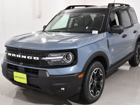 New 2026 Ford Bronco Sport Outer Banks w/ Outer Banks Tech Package+ AWD/4WD image 2