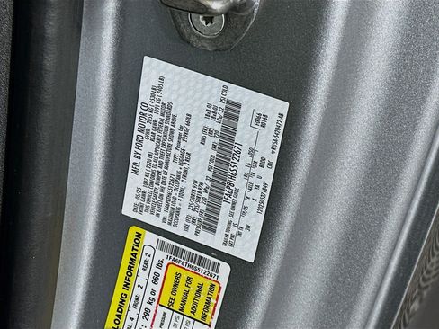 Used 2025 Ford Mustang Premium image 12