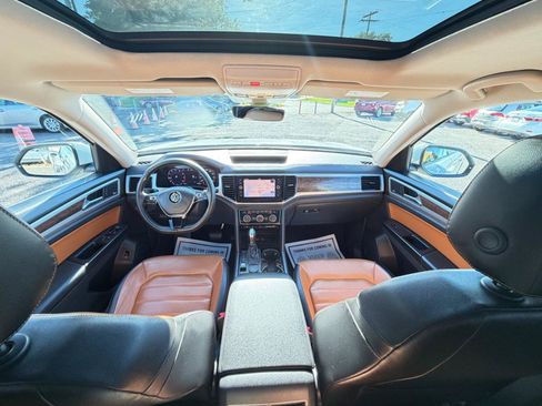 Used 2018 Volkswagen Atlas SEL Premium AWD/4WD image 28
