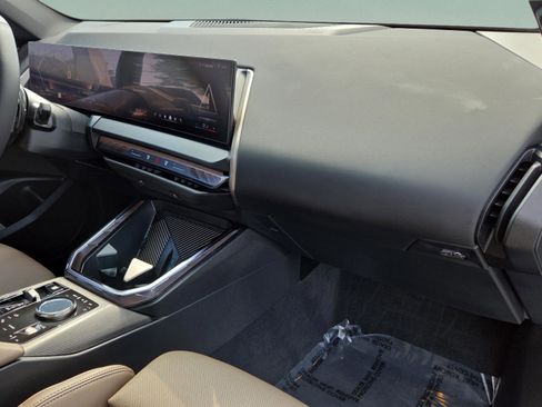 Certified 2025 BMW X3 xDrive30i w/ Convenience Package image 21