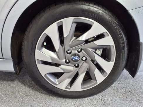Certified 2025 Subaru Legacy Limited AWD/4WD image 9