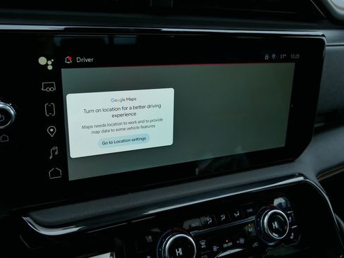 Used 2023 GMC Sierra 1500 AT4 w/ AT4 Preferred Package image 18