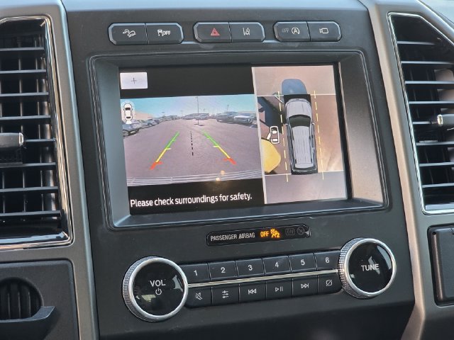 Used 2021 Ford Expedition XLT AWD/4WD image 11