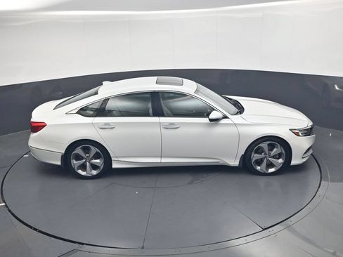 Used 2018 Honda Accord Touring image 28