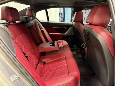 Certified 2024 BMW 540i xDrive image 23