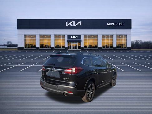Used 2022 Subaru Ascent Limited AWD/4WD image 6