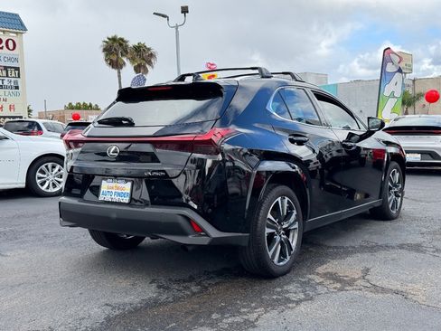 Used 2024 Lexus UX 250h FWD w/ Premium Package image 8