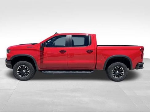 Used 2024 Chevrolet Silverado 1500 ZR2 w/ Technology Package AWD/4WD image 2
