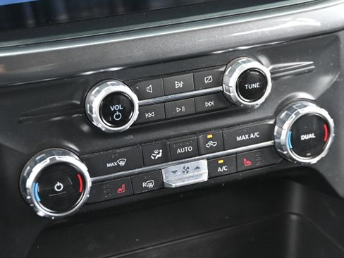 Used 2022 Ford F150 XLT w/ Equipment Group 302A High AWD/4WD image 21