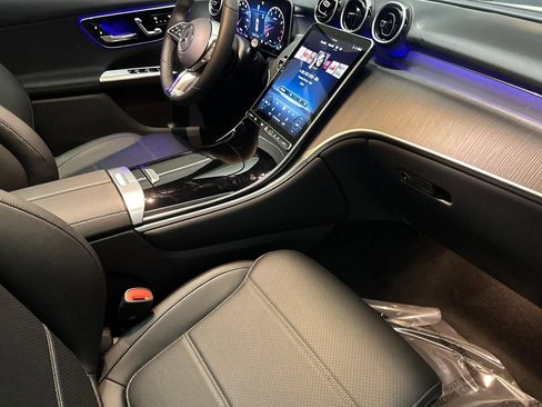 Used 2026 Mercedes-Benz GLC 300 4MATIC image 26