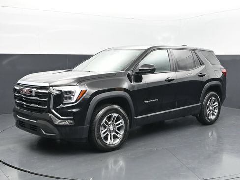 Used 2026 GMC Terrain Elevation FWD image 1