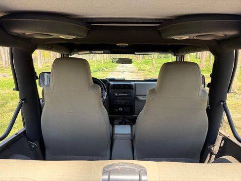 Used 2006 Jeep Wrangler Sport image 40