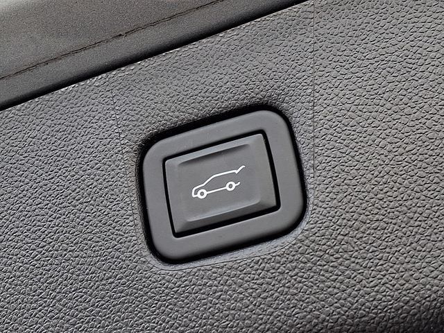 Used 2024 Chevrolet Blazer LT w/ Convenience Package FWD image 29
