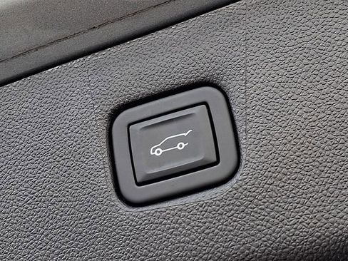 Used 2024 Chevrolet Blazer LT w/ Convenience Package image 29