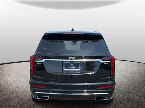New 2025 Cadillac XT6 Premium Luxury w/ Technology Package image 3