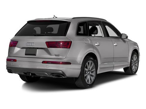 Used 2017 Audi Q7 3.0T Premium Plus w/ Premium Plus Package AWD/4WD image 2