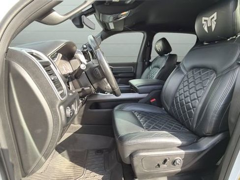 Used 2021 RAM 1500 Big Horn AWD/4WD image 9