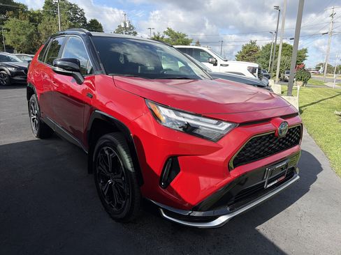 Used 2023 Toyota RAV4 XSE w/ Weather Package AWD/4WD image 2