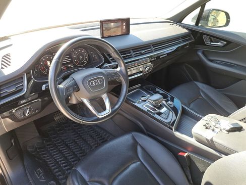 Used 2017 Audi Q7 3.0T Premium Plus image 5