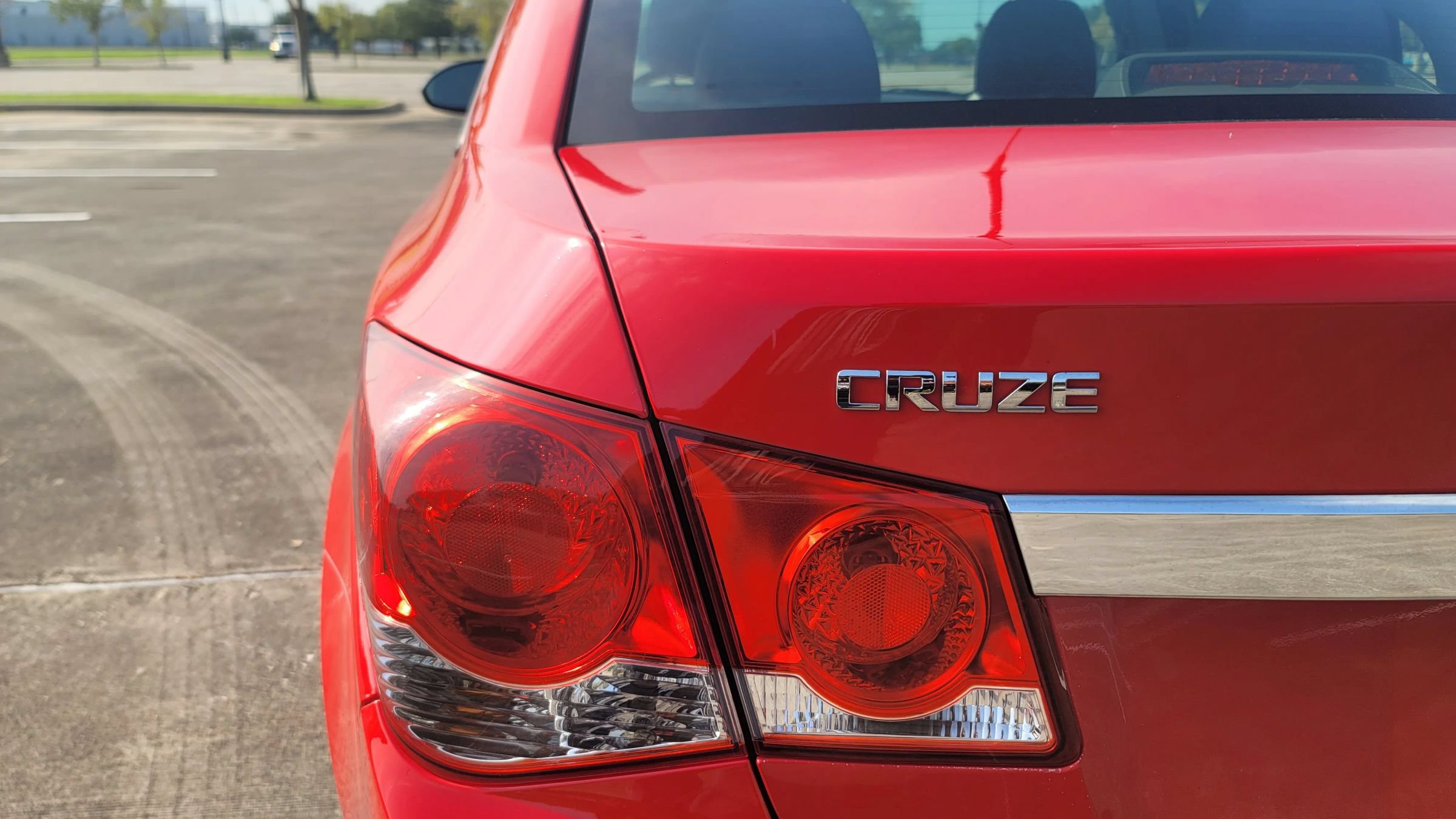Used 2014 Chevrolet Cruze LS FWD image 23