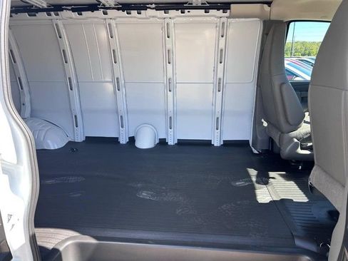 New 2025 GMC Savana 2500 Extended w/ Driver Convenience Package image 5