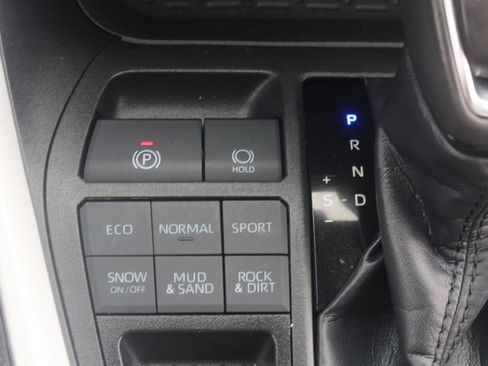 Certified 2023 Toyota RAV4 XLE Premium AWD/4WD image 24