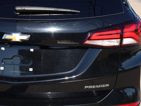 Used 2023 Chevrolet Equinox Premier image 22