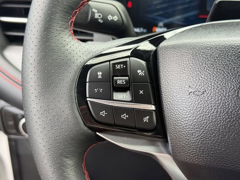 Certified 2025 Ford Explorer ST-Line AWD/4WD image 30