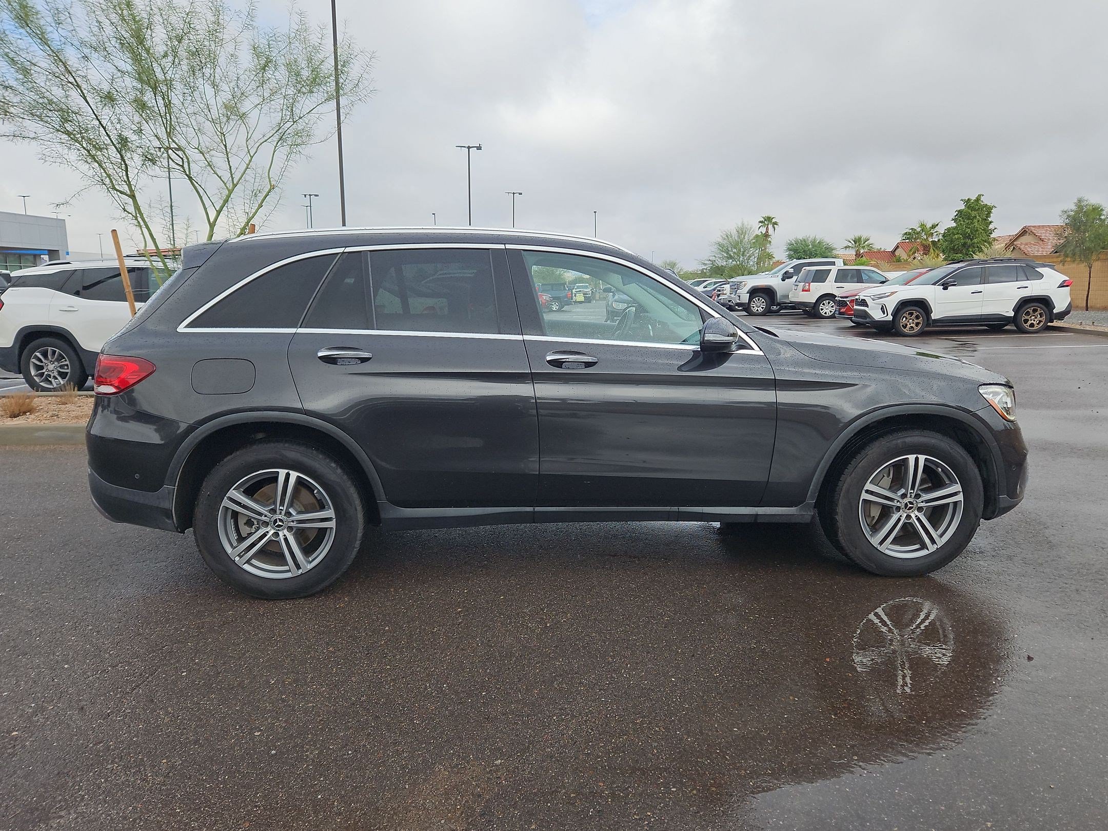 Used 2021 Mercedes-Benz GLC 300 4MATIC image 6