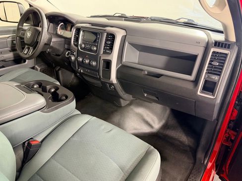 Used 2017 RAM 1500 Tradesman w/ Power & Remote Entry Group image 28