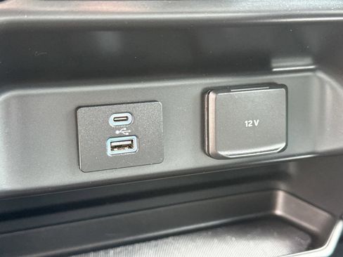 Used 2021 Ford F150 Lariat w/ Equipment Group 501A Mid AWD/4WD image 34